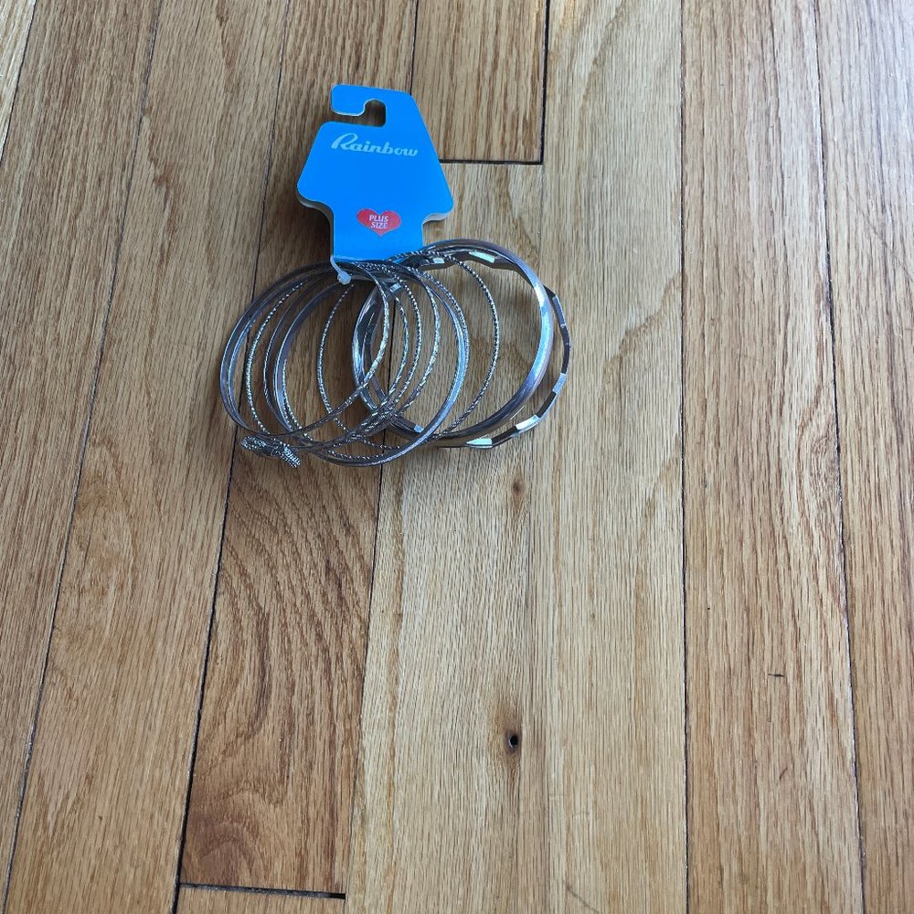 Silver bangals (Bracelet)